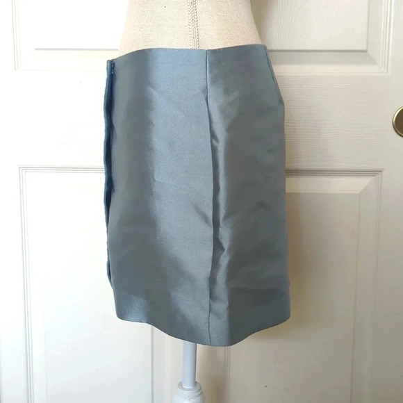Urban Outfitters Florence taffeta button-front mini skirt. - Picture 3 of 4